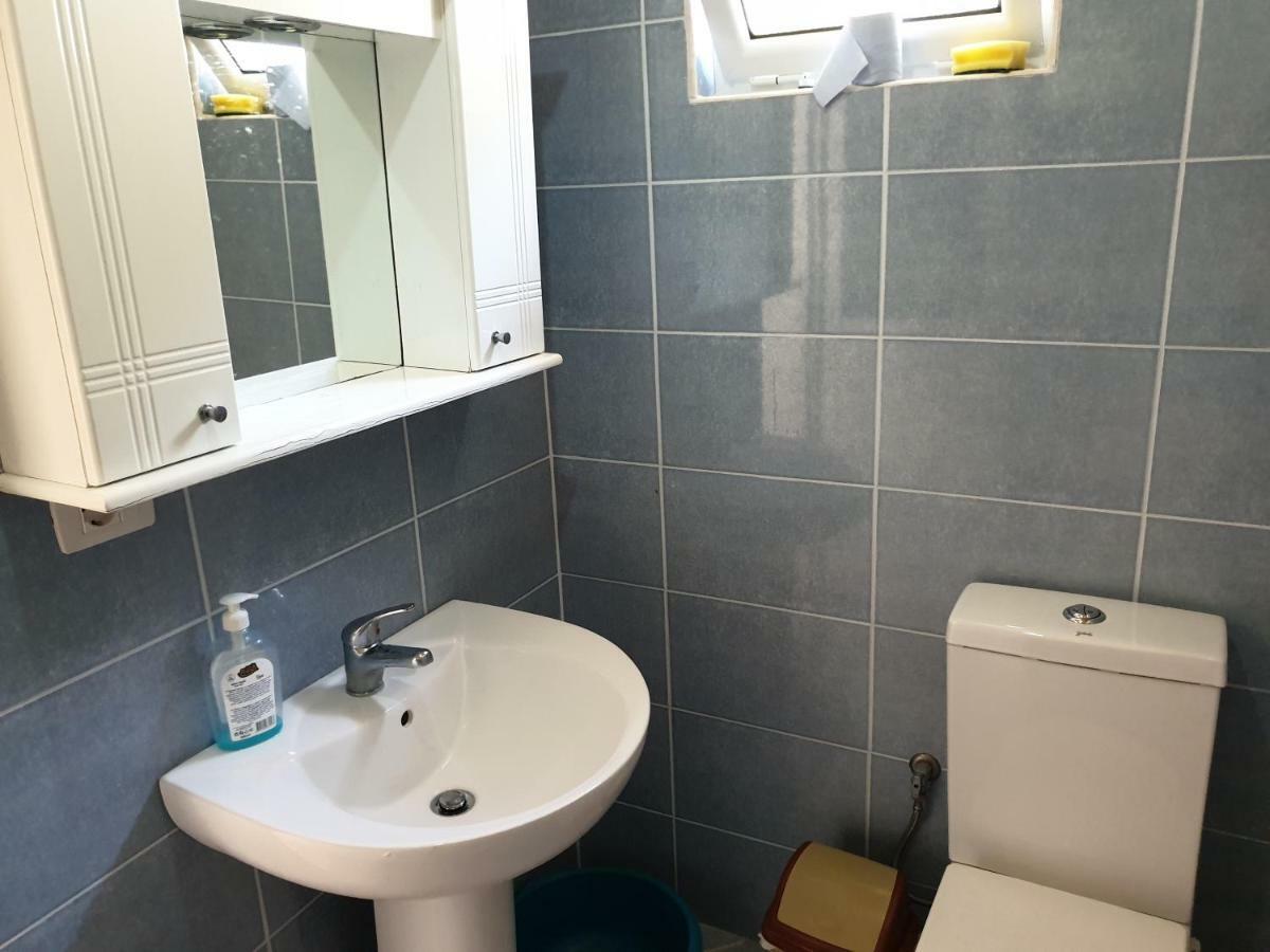 Vila Gusti Borsh Bagian luar foto